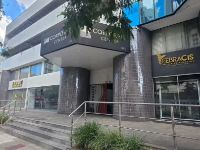 Ponto Comercial para alugar, 200m² no Santa Lúcia, Vitória