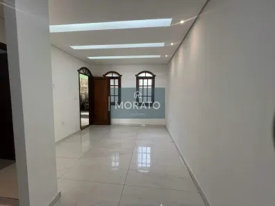 Casa com 2 Quartos à venda, 110m² no Santa Amélia, Belo Horizonte