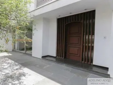 Casa com 4 Quartos à venda, 387m² no Vila Madalena, São Paulo