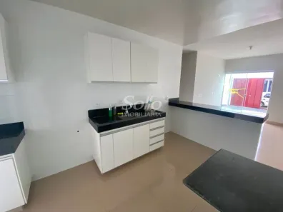 Casa com 2 Quartos para alugar, 60m² no Shopping Park, Uberlândia