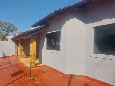 Casa com 3 Quartos para alugar, 156m² no Jardim Presidente, Rio Verde