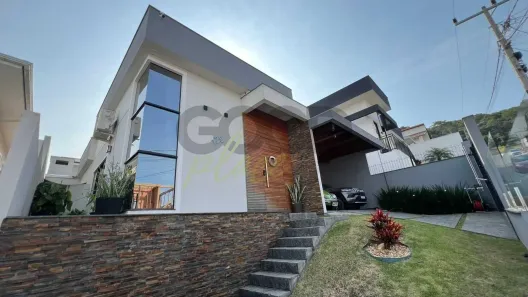 Casa com 3 Quartos à venda, 120m² no São Sebastião, Palhoça