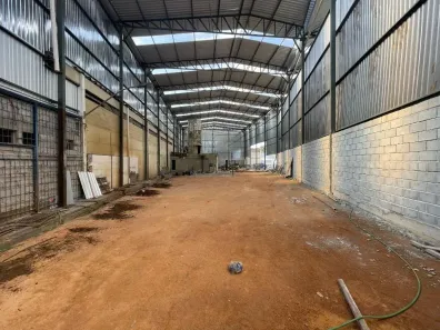 Galpão/Depósito/Armazém para alugar, 839m² no Cerâmica, Juiz de Fora