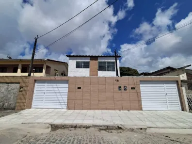 Casa com 3 Quartos para alugar, 140m² no Cordeiro, Recife