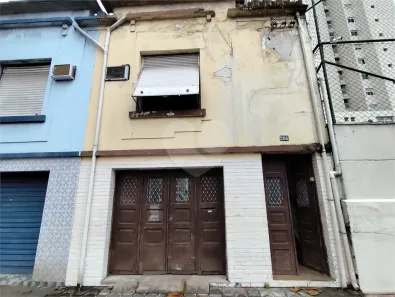 Sobrado com 4 Quartos à venda, 200m² no Vila Mathias, Santos