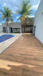 Casa com 3 Quartos para alugar, 300m² no Cidade Jardim, Uberlândia