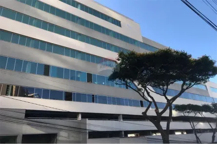 Ponto Comercial para alugar, 294m² no São Mateus, Juiz de Fora