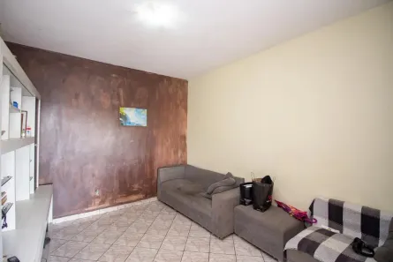 Casa com 4 Quartos à venda, 360m² no Industrial, Contagem