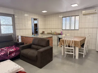 Casa com 3 Quartos à venda, 450m² no Laranjal, Pelotas