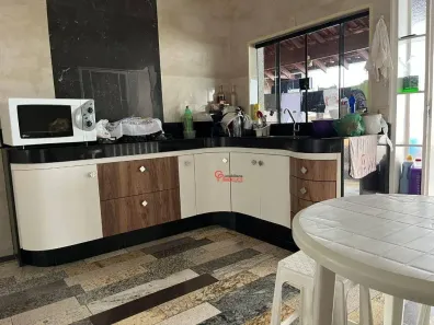 Casa com 3 Quartos à venda, 220m² no Parque Residencial Rochele II, Santa Bárbara D'Oeste