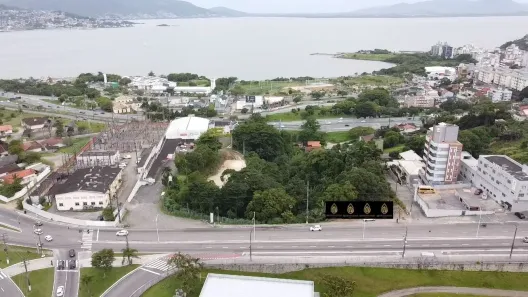 Lote/Terreno à venda, 1450m² no Capoeiras, Florianópolis
