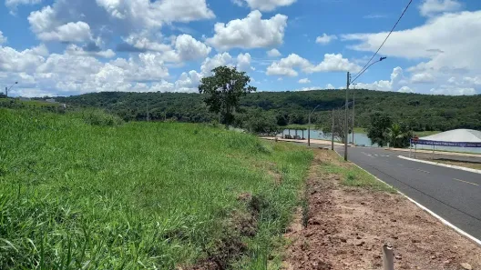 Lote/Terreno à venda, 300m² no Setor Lago Sul, Caldas Novas