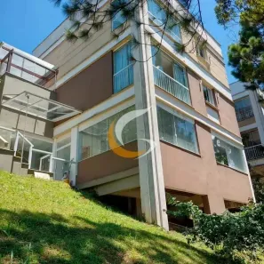 Casa de Condomínio com 5 Quartos para alugar, 240m² no Castelanea, Petrópolis