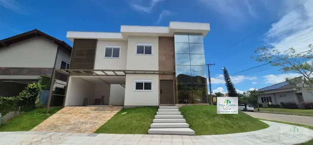 Casa de Condomínio com 3 Quartos à venda, 250m² no Saco Grande, Florianópolis