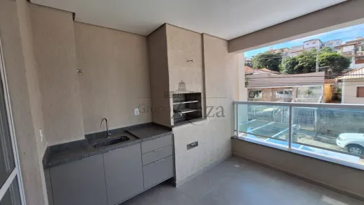 Apartamento com 3 Quartos para alugar, 102m² no Vila Aprazível, Jacareí