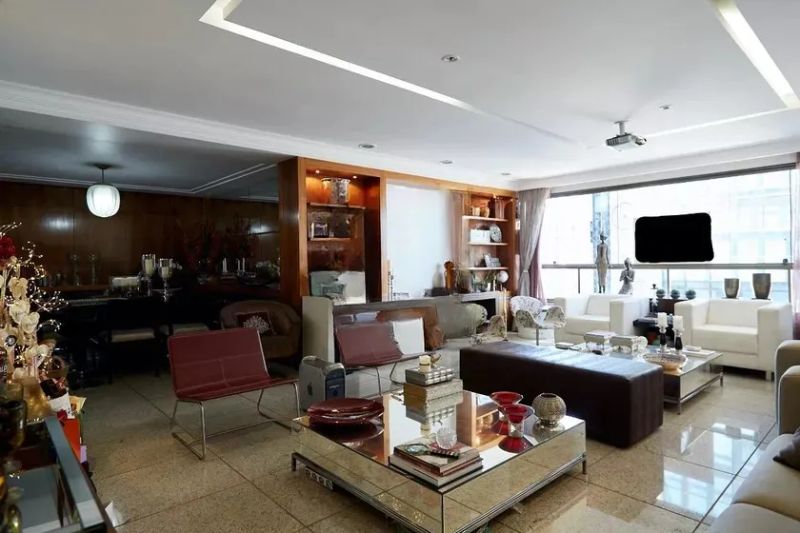 Apartamento com 4 quartos — Santa Efigênia, Belo Horizonte