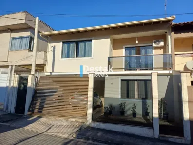 Casa com 3 Quartos à venda, 212m² no Jardim Belvedere, Volta Redonda