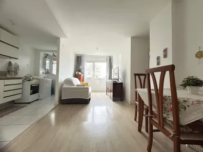 Apartamento com 2 Quartos à venda, 61m² no São Sebastião, Porto Alegre