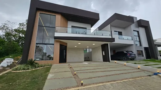 Casa de Condomínio com 4 Quartos à venda, 241m² no Ponta Negra, Manaus