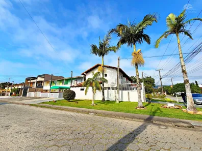Sobrado com 3 Quartos à venda, 73m² no Caiobá, Matinhos