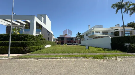 Lote/Terreno à venda, 591m² no Jurerê Internacional, Florianópolis