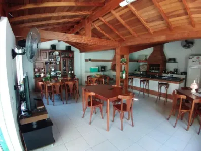 Sobrado com 3 Quartos à venda, 306m² no Vila Oliveira, Mogi das Cruzes