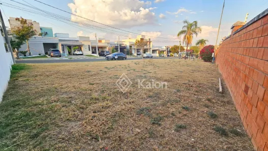 Lote/Terreno à venda, 258m² no Village Moutonnée, Salto