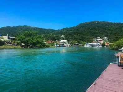 Casa com 3 Quartos à venda, 300m² no Barra da Lagoa, Florianópolis