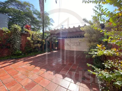 Casa com 3 Quartos à venda, 199m² no Indianópolis, São Paulo