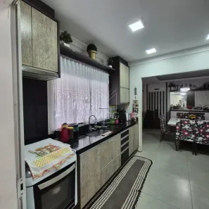 Casa com 4 Quartos à venda, 220m² no Jardim Alto do Cafezal, Londrina