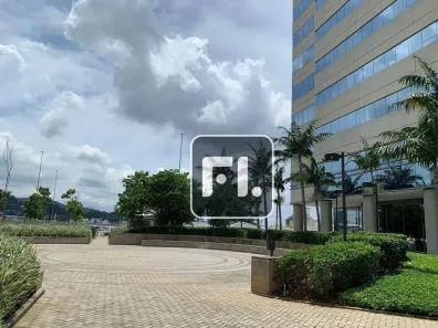 Sala Comercial para alugar, 2236m² no Tamboré, Barueri
