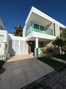 Casa de Condomínio com 4 Quartos à venda, 220m² no Buraquinho, Lauro de Freitas