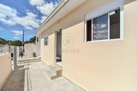 Casa com 3 Quartos para alugar, 70m² no Chácara das Pedras, Porto Alegre