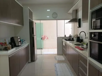 Casa com 3 Quartos à venda, 99m² no Parque das Grevíleas II parte, Maringá