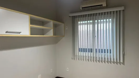 Casa de Condomínio com 4 Quartos para alugar, 250m² no Flores, Manaus