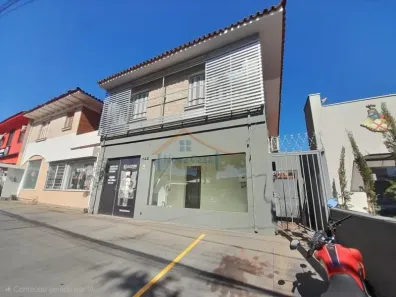 com 3 Quartos para alugar, 215m² no Jardim Sumaré, Ribeirão Preto