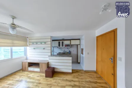 Apartamento com 2 Quartos para alugar, 55m² no Bom Fim, Porto Alegre