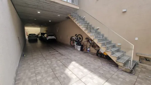 Sobrado com 3 Quartos à venda, 255m² no Vila Emílio, Mauá