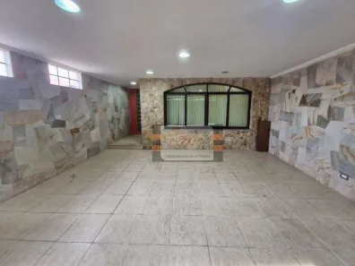 Sobrado com 3 Quartos para venda ou aluguel, 270m² no Vila Pereira Barreto, São Paulo