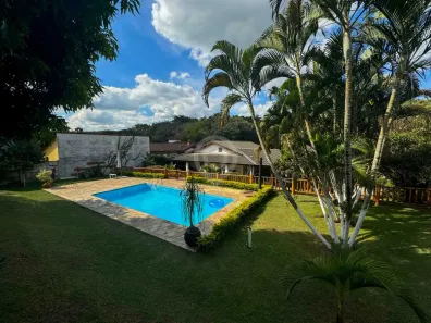 Fazenda/Sítio com 3 Quartos à venda, 364m² no Jardim Leonor, Itatiba