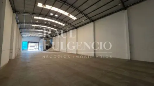 Galpão/Depósito/Armazém para alugar, 650m² no Andes, Londrina