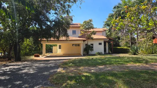 Casa de Condomínio com 5 Quartos para alugar, 395m² no Residencial Aldeia do Vale, Goiânia