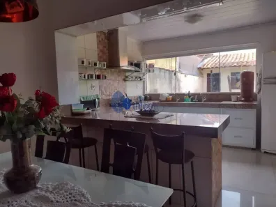 Casa com 3 Quartos à venda, 180m² no São Carlos, Anápolis