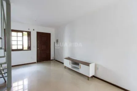 Casa de Condomínio com 2 Quartos para alugar, 80m² no Vila Nova, Porto Alegre