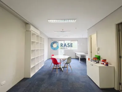 Sala Comercial à venda, 40m² no Vila Andrade, São Paulo