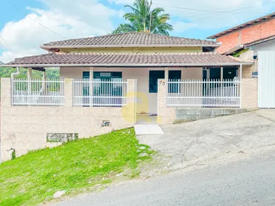Casa com 4 Quartos à venda, 110m² no Itoupavazinha, Blumenau