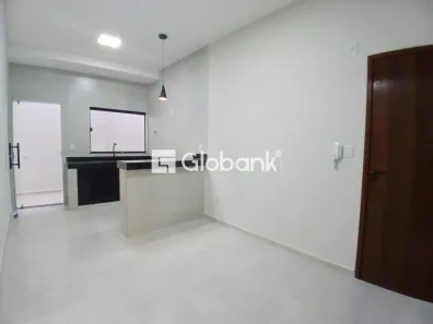 Apartamento com 2 Quartos à venda, 41m² no Vila Guilhermina, Montes Claros