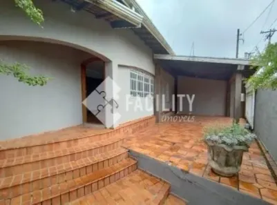 Casa com 3 Quartos à venda, 160m² no Vila Nogueira, Campinas