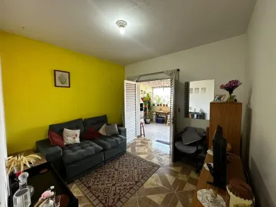 Sobrado com 2 Quartos para alugar, 120m² no Jardim Salete, Taboão da Serra