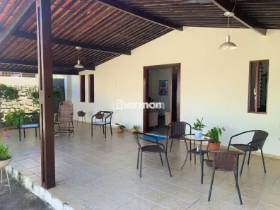 Casa com 3 Quartos à venda, 197m² no Ponta Negra, Natal
